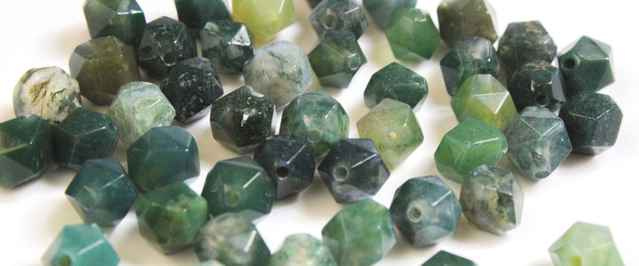 Healing Properties of Moss Agate: The Calm Balancer Stone