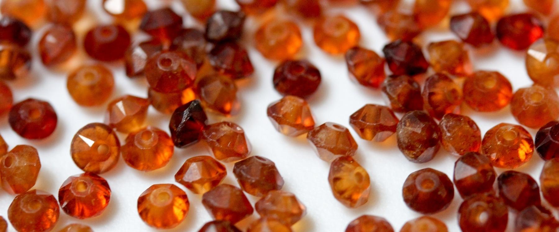 Etched Orange Garnet Crystal / Etched Garnet / Orange Garnet / Natural  Garnet Crystal / Garnet Gemstone / Garnet Stone / January Birthstone 