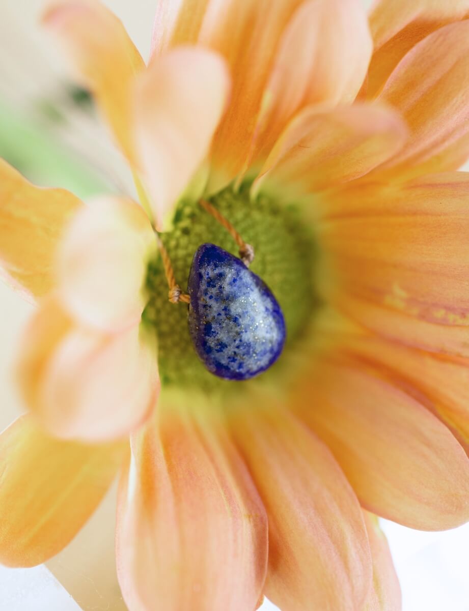 luz/luzury/ネックレス Material Good | Moritz Glik | Sapphire Shaker Necklace