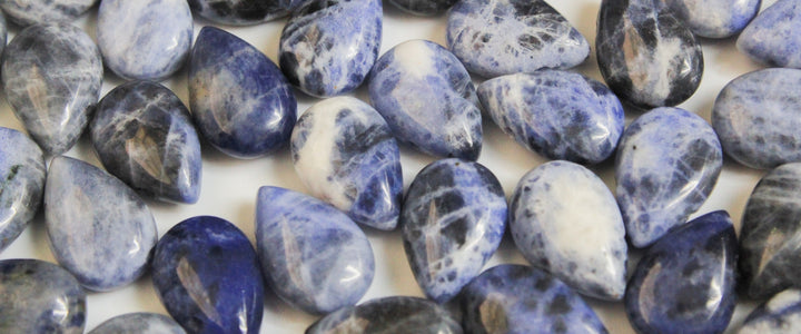 Healing Properties of Sodalite: The Poet's Stone