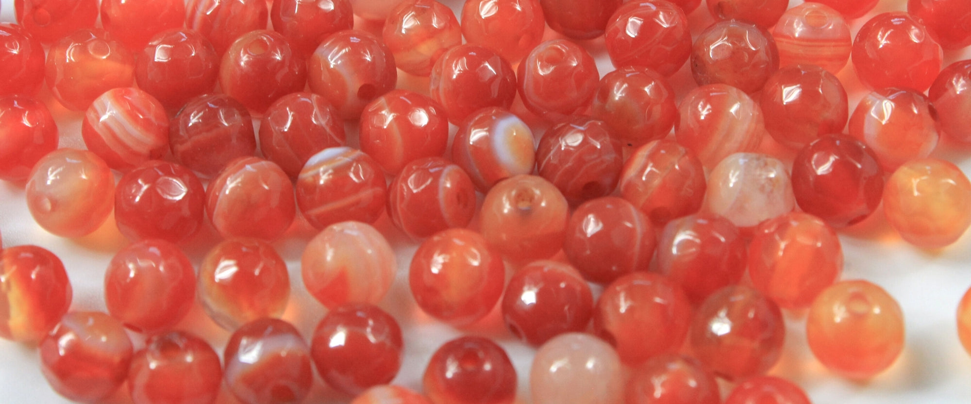 Healing Properties of Carnelian & How They Can Help You