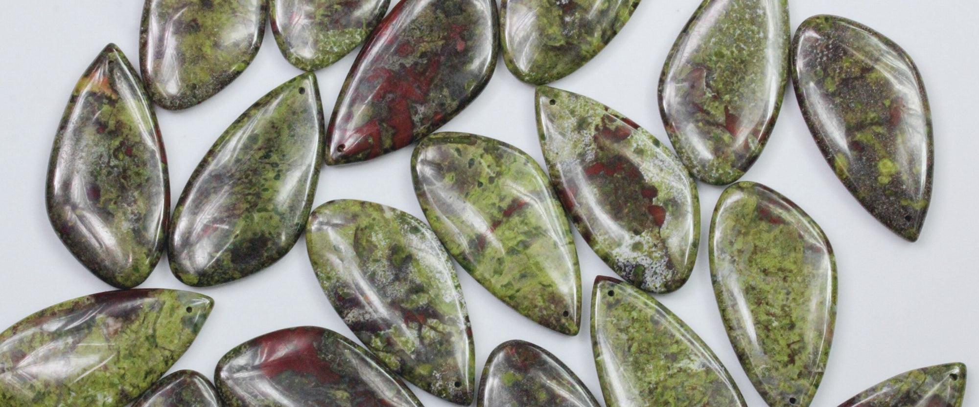 Healing Properties of Dragon Blood Jasper: The Inner Trainer