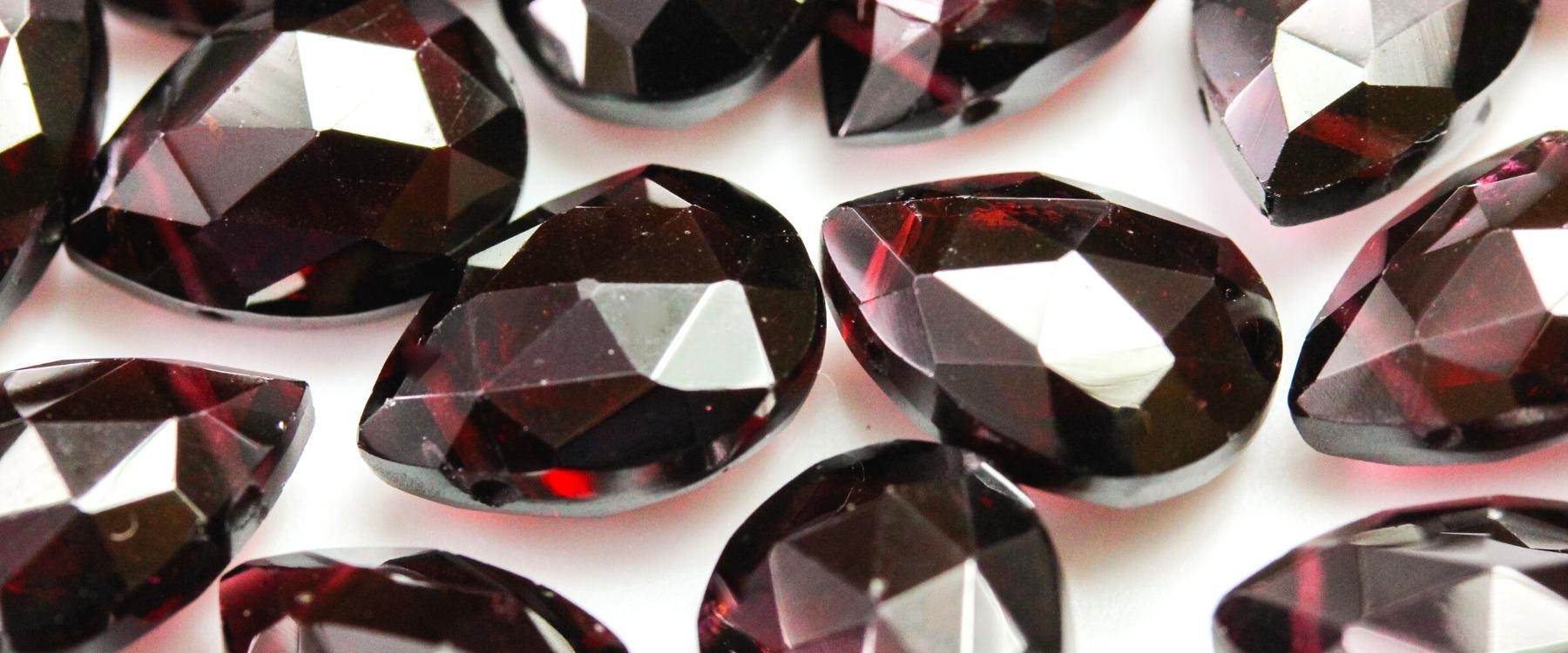 Healing Properties of Garnet: The Passion Stone